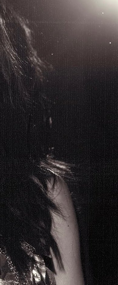 KeniaOsArgOfc's tweet photo. Kenia Os, Fashion Week Paris. 🖤 https://t.co/973d2P8gbw