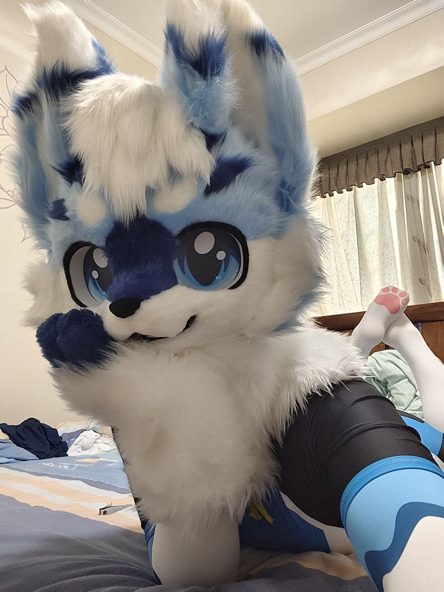 CenXiran's tweet photo. 诶嘿嘿嘿～ https://t.co/u3L6Oyis7T