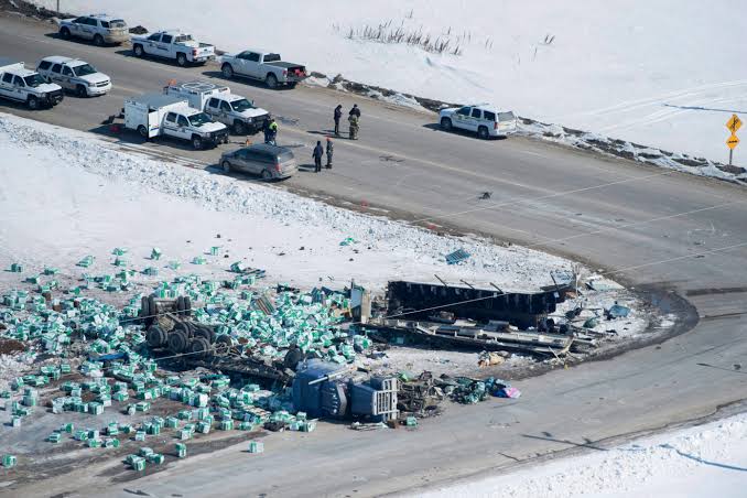 kemtrail44's tweet photo. Jaskirat Singh Sidhu,  
the truck driver who caused the 2018 Humboldt Broncos bus crash, 
was not a Canadian citizen  

How about a National Day of Remembrance  

for all citizens being slaughtered on our roads by Indians

our gov't brought in! https://t.co/mzm4SL9XEz