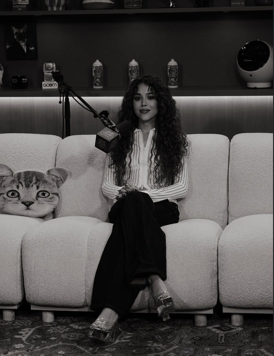 basebydanna's tweet photo. DANNA será la próxima invitada a “Zach Sang Show”, uno de los podcast más importantes en Estados Unidos. 🇺🇸

— Artistas como Ariana Grande, Billie Eilish y más figuras importantes del entretenimiento mundial han pasado por este programa. https://t.co/1QTi87x9rm