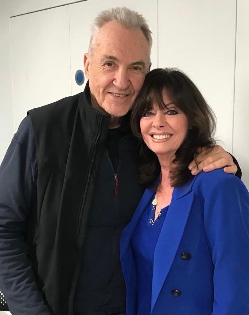 vickimichelle's tweet photo. Happy Birthday Fab Larry Lamb great actor and author Lovely he was in my episode of Whitstable Pearl. Great series. @larrylamb47 #WhitstablePearl @BuccaneerMedia @AcornTVUK #GavinAndStacey @bbceastenders @imacelebrity #ThursdayThoughts https://t.co/yVAnjVLxtD