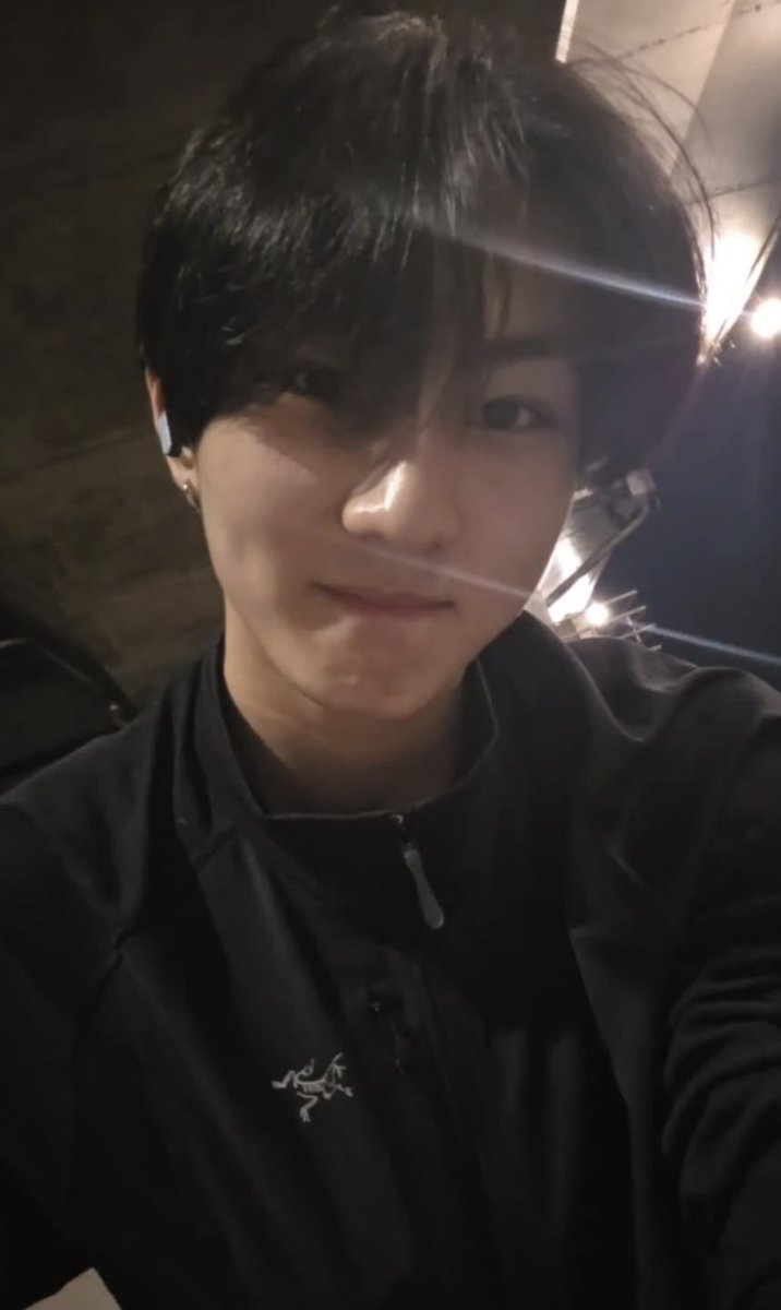 dairy0fmp's tweet photo. ลงเวรแล้วก็รีบมาง้อพี่เลยเนี้ย ดีกันนะคับ เจตมาง้อแล้ว 🥺 #สารวัตรเจต https://t.co/b10eLWE5xb