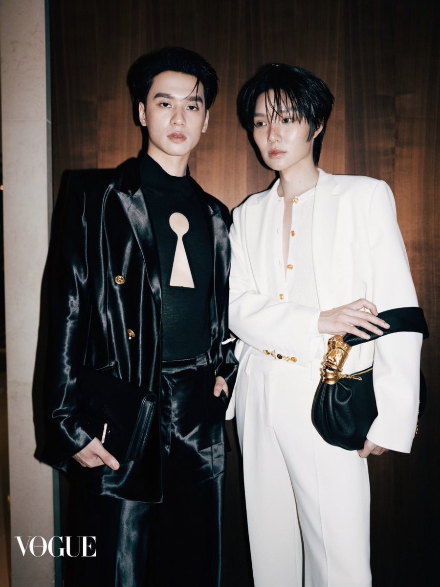 boyslovehub's tweet photo. The effortlessly elegant couple KengNamping are ready to shine at Schiaparelli’s PFW show today. #SchiaparellixKENGNAMPING https://t.co/52BX5aoYqU