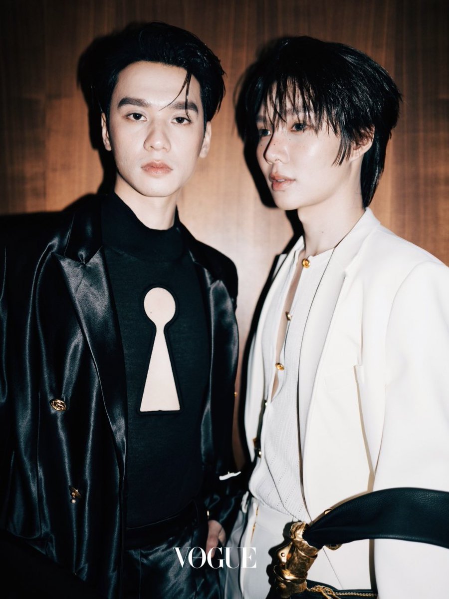 boyslovehub's tweet photo. The effortlessly elegant couple KengNamping are ready to shine at Schiaparelli’s PFW show today. #SchiaparellixKENGNAMPING https://t.co/52BX5aoYqU