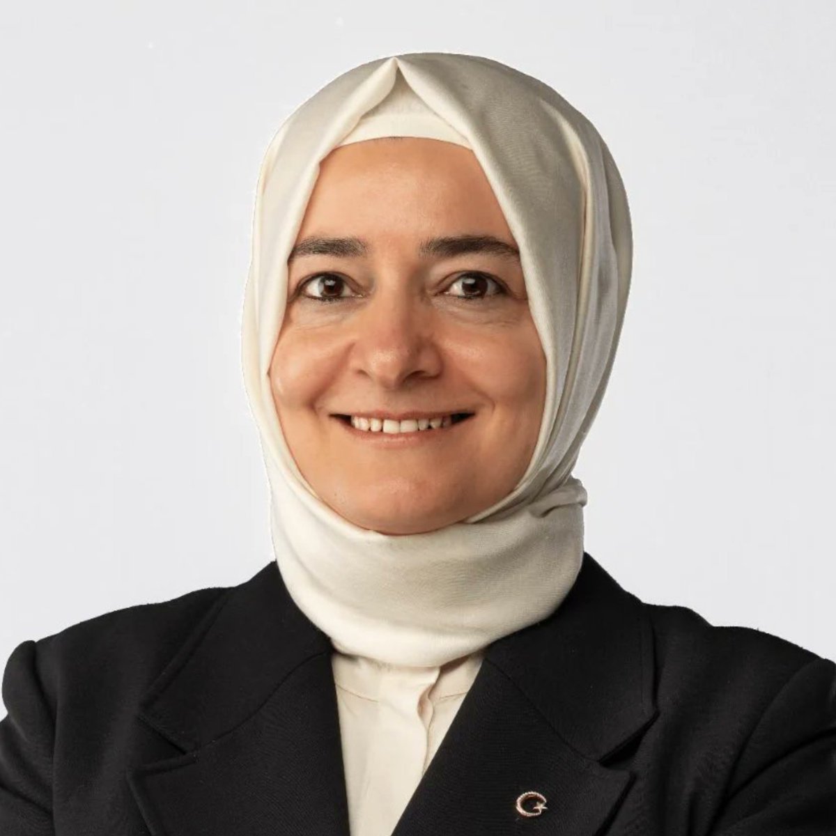 Globalite_'s tweet photo. AKP'de değişiklik:

🟣 Giden: Fatma Betül Sayan

🔵 Gelen: Hülya Terzioğlu https://t.co/60rvhrxrVV