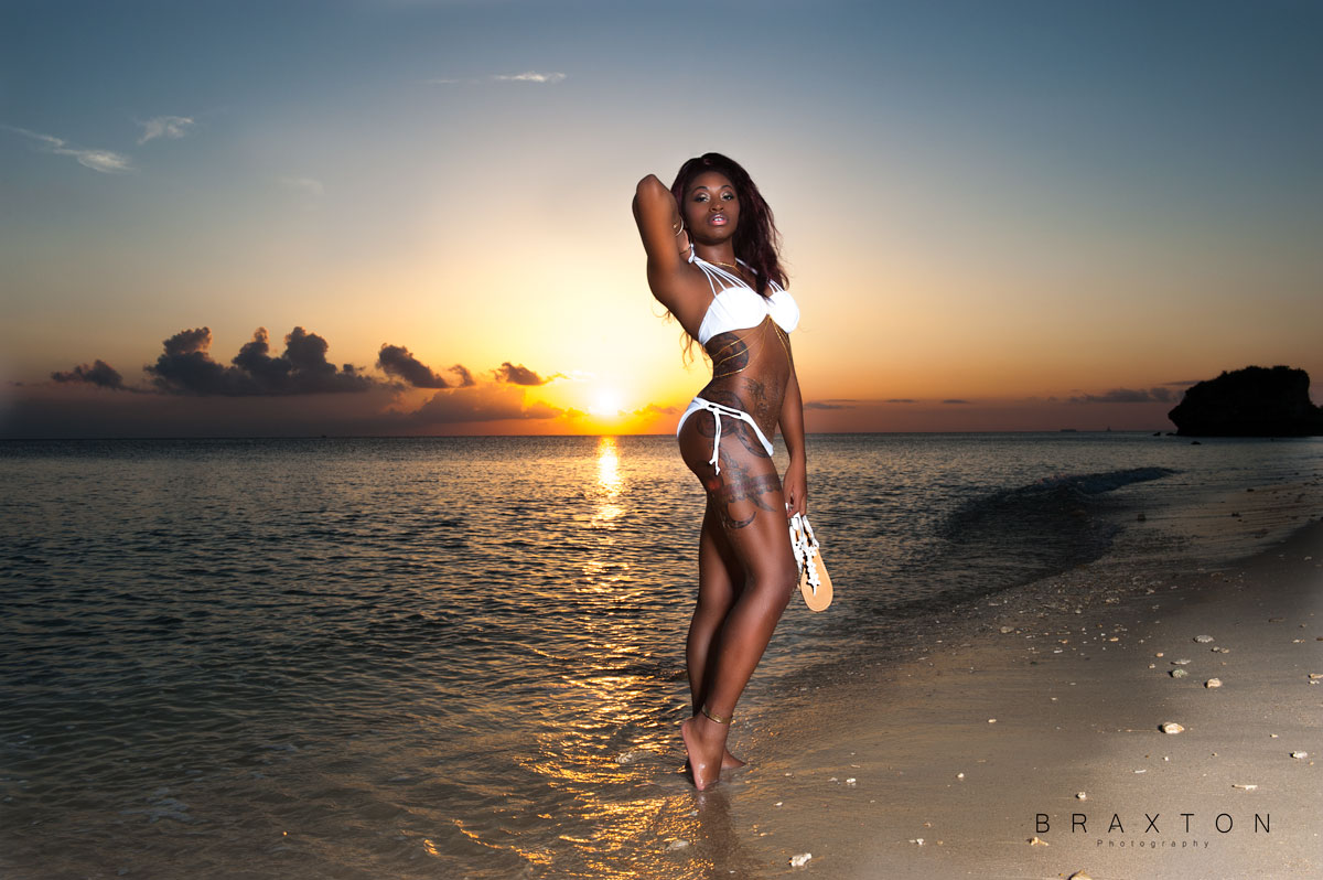 BraxtonPhoto's tweet photo. #ThrowbackThursday 
Sunsets in Japan

Cocohontis
📸 @BraxtonPhoto
Koeal Braxton Photography, LLC 

#koealbraxtonphotography #photography #photographer #Sunset #Okinawa #japan https://t.co/JVj06p5MSa