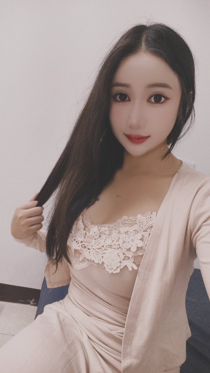 kitty168tw's tweet photo. 半夜一點了🤭
#桃園 https://t.co/cmYhw0PV4S