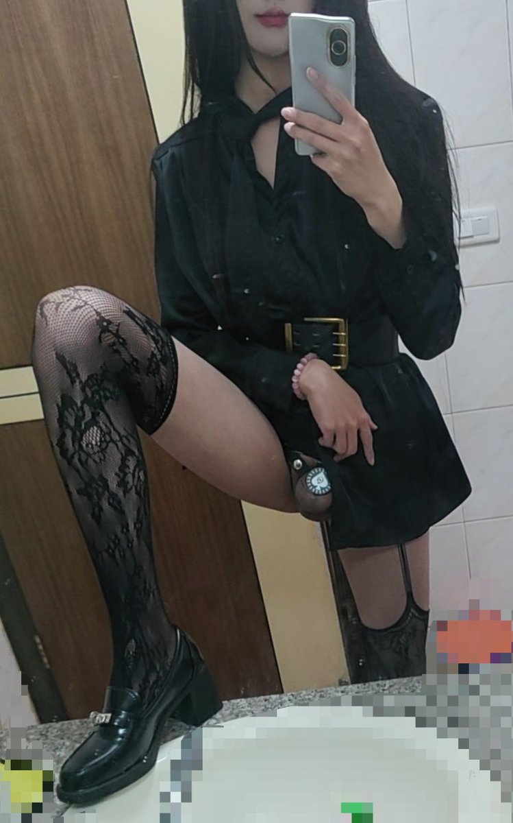 xiaohanxsj's tweet photo. 别骂了我平时真的很乖的，再骂我真要爽给你看了！#伪娘 #sissy #反差婊 #贞操锁 #抖m #cos https://t.co/t1vLPfJwvu