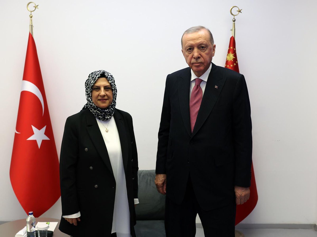 TatarArslan's tweet photo. Cumhurbaşkanımız ve Genel Başkanımız Sayın @RTErdogan ’ın takdirleriyle, Sosyal Politikalardan Sorumlu Genel Başkan Yardımcılığı görevine atanan Sayın Prof. Dr. Hülya Terzioğlu’nu tebrik ediyorum.

Yeni görevinin ülkemize, milletimize ve teşkilatımıza hayırlı olmasını; çalışmalarında başarılar diliyorum.

Rabbim hayırlı hizmetlere vesile kılsın. 🇹🇷

@HulyaTerzioglu1