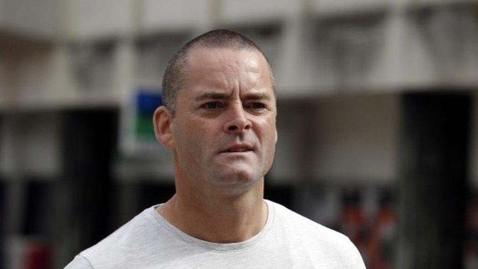 PNM_79's tweet photo. This guy deserves to be boiled in pig fat. #RIPJamesBulger https://t.co/8odoHnzXOJ