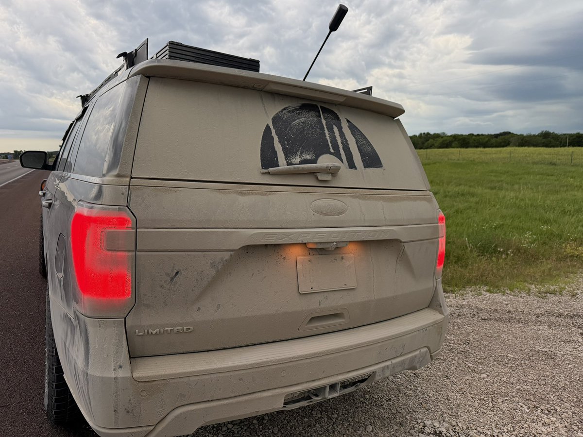 AdamLucioWX's tweet photo. @VinceWaelti This is a fact. Tires are everything. My rig only has 4A (ugh - I didn’t realize that when I bought it) and I only flipped to it twice yesterday. https://t.co/bJ2L3Tz5wW