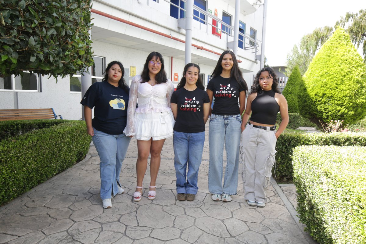 UAEH_OFICIAL's tweet photo. Conquistan Alumnas Garza el Top 20 nacional de programación. 💻🏆

Con un notable dominio del lenguaje algorítmico y lógico, dos equipos integrados por alumnas de la Universidad Autónoma del Estado de Hidalgo (#UAEH) se adjudicaron las posiciones 13 y 16 a nivel nacional dentro de la primera edición de la Mexican Women Competitive Programming League.

✅ Conoce más en el boletín informativo:
https://t.co/kK6EBqumkL

#OrgulloGarza