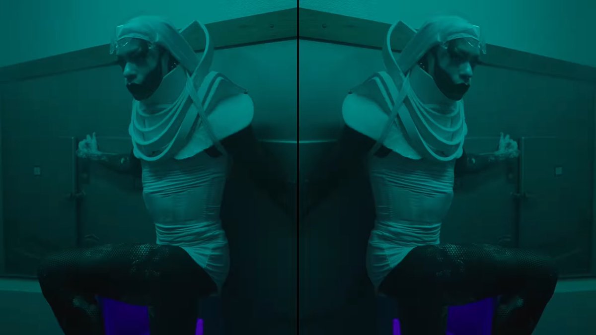 BlazesAccount's tweet photo. We’re so back!!! I can’t wait for this season #Dragula https://t.co/rm3cYEW3fJ