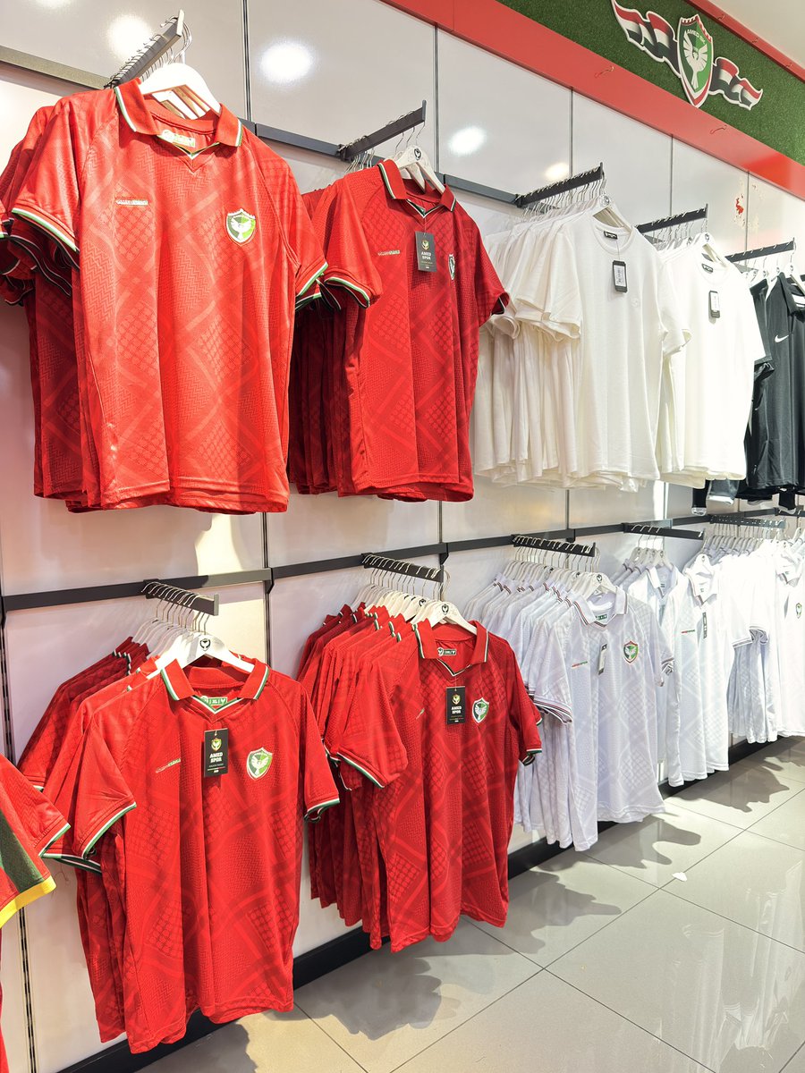 Druvanass's tweet photo. 🍀Puşi desenli formalar storelerde yerini aldı,
🍀Kırmızısı da çıktı, çok güzel
🍀Her bedeni de var
#Amedspor #Amedstore https://t.co/USTKhObuUr