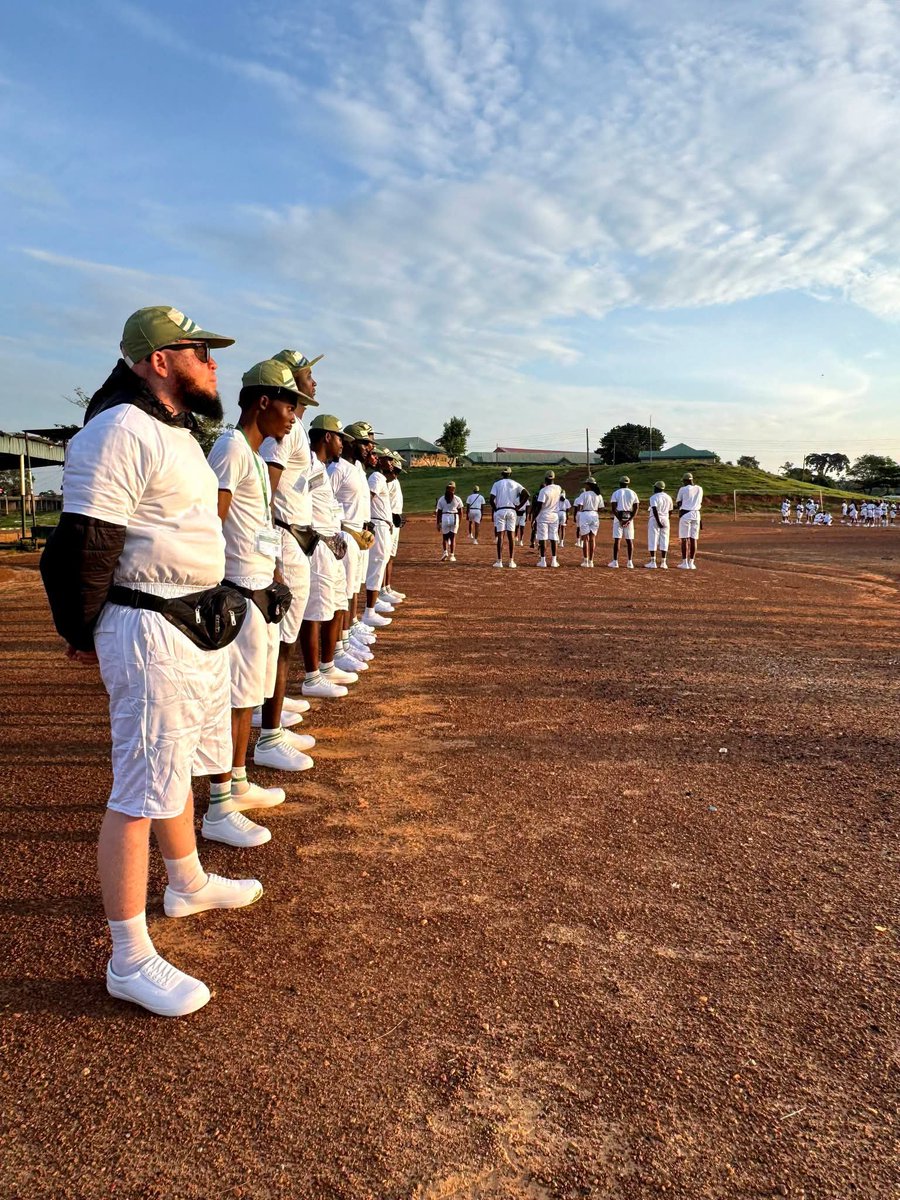 nysc360's tweet photo. Prospective Corps Members participate fully during drill for the upcoming swearing in ceremony. #nyscchallenge https://t.co/7LpryYD6UQ