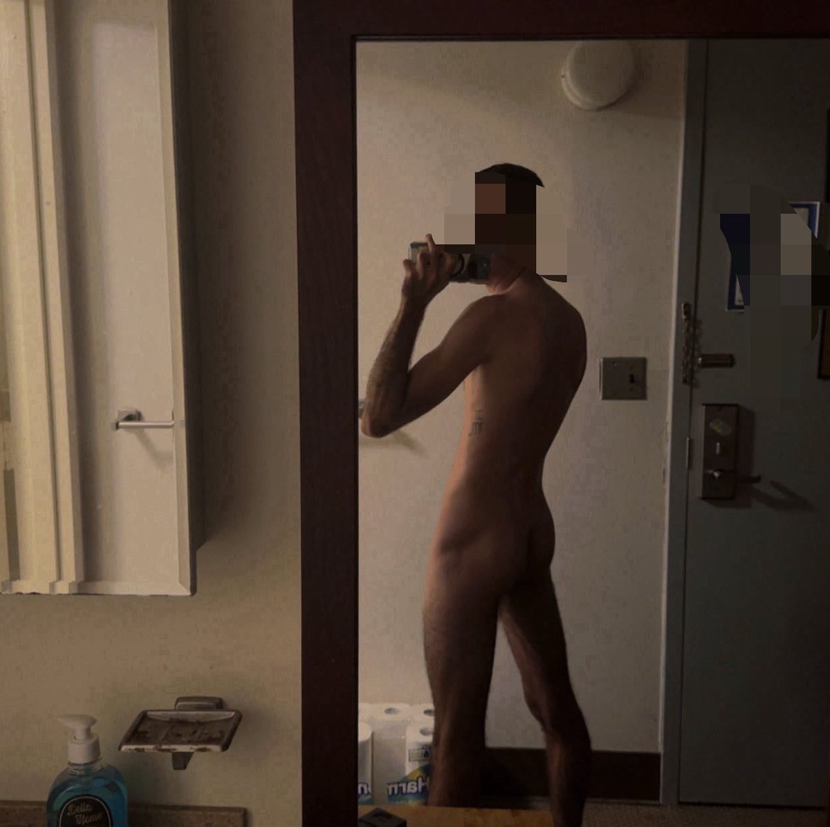 DamianAfter1's tweet photo. Who wants to see what these hips can do? Check out the new post. I bet you won’t regret it…😈💋

https://t.co/PYDtoU35Ls https://t.co/QyPwWVpe8w