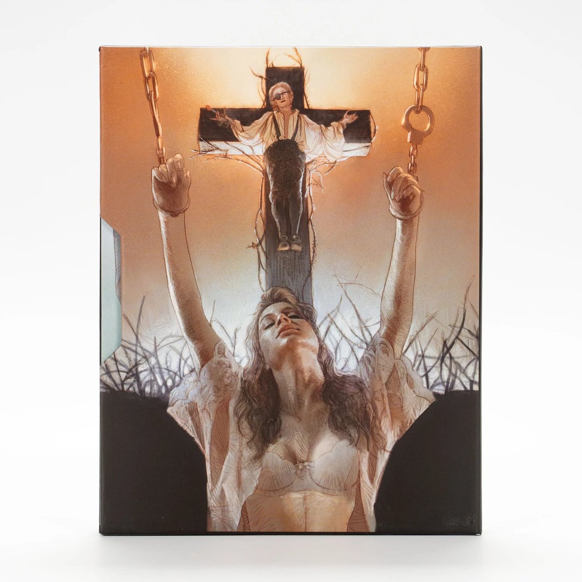 MikeThornWrites's tweet photo. I was honoured to write a booklet essay for the @VinegarSyndrome re-release of Tobe Hooper's NIGHT TERRORS (coming soon in two limited edition cases).

Also featured: essay by @fred_beretta, commentary by @Honors_Zombie, &amp; much more.

Pre-order: https://t.co/M1kITjc2Pw https://t.co/jCXoSkCQi7