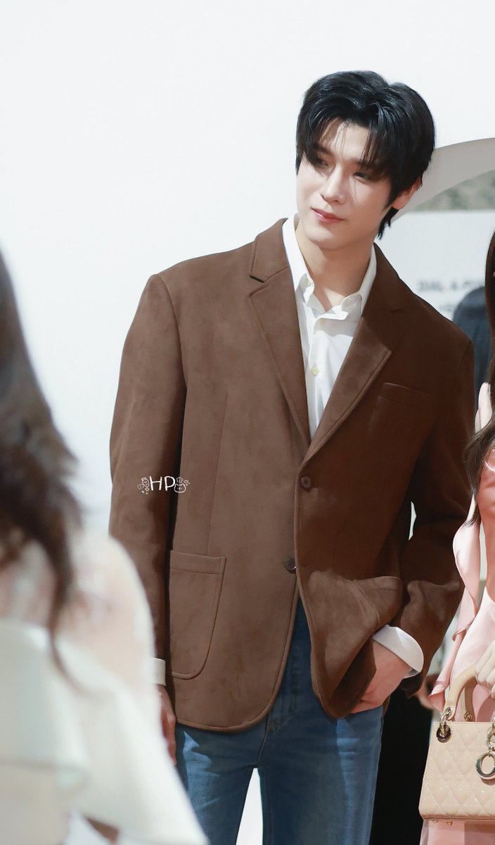 heoyoonx's tweet photo. หล่อมา�� อยากอัพทุกรูป 🥺🤍

— #BAZAARArt #BAZAARART2026 
#จมอ่านว่าจอมอ #jimmy_jimmoi https://t.co/SMeoLvoFWW