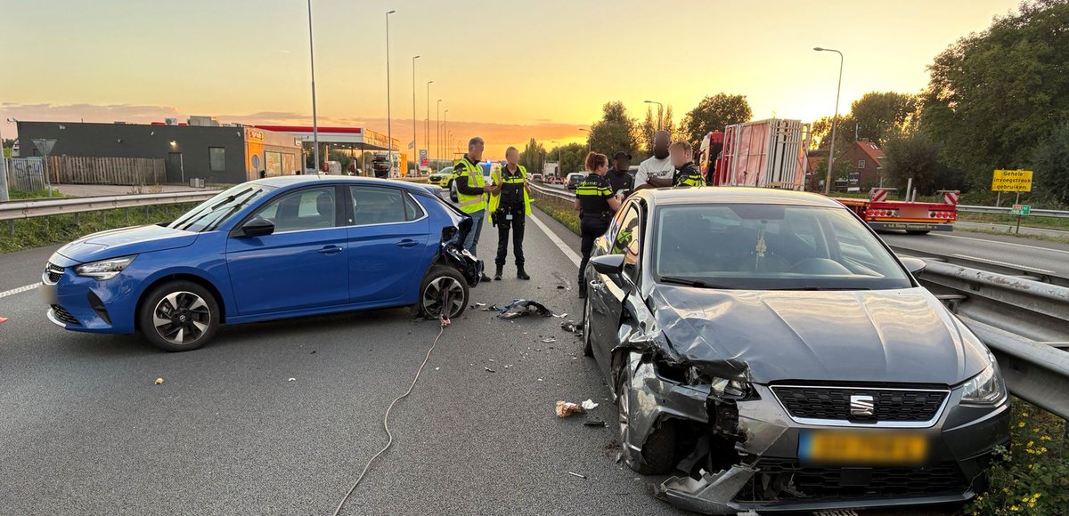 Ongeluk op de A15 bij Hardinxveld-Giessendam