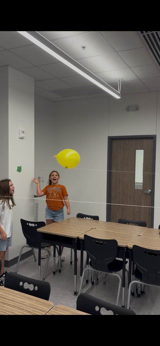 Jarrell_ISD's tweet photo. 🎈 Science in action at Berry Creek Elementary!
Mr. Solowy’s students explored potential and kinetic energy by using balloons to test how force affects motion.
The room was full of excitement as they worked to send them across the line! 🔬⚡
#JarrellISD #Science #OneCommunity https://t.co/jb7wgVKoeK