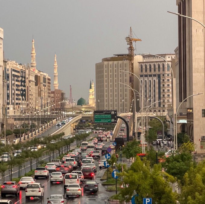 fayez_malki's tweet photo. الحوثي الذي لم يحج ولم يؤدي الركن الخامس من أركان الإسلام
يستهدف مدينة رسول الله بعد استهدافه بيت الله.
جماعة تجاوزت كل الخطوط الحمراء، وتواصل المتاجرة بالدين بينما تستهدف المقدسات وأهلها.
 #الحوثي_يستهدف_مدينه_الرسول https://t.co/GZDWKRNsEa