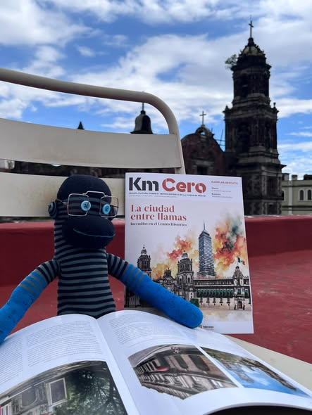 Centro_CDMX's tweet photo. ¡Ya llegó la edición de octubre de @kmcerorevista!🐒
Descubre nuevas historias, personajes y rincones que hacen del Centro Histórico un lugar único.🏛️
Pasa por tu ejemplar físico a nuestras oficinas en República de Brasil 74: lunes a jueves de 10 a 18 hrs y viernes de 10 a 15 hrs https://t.co/p4kUs0sFwC