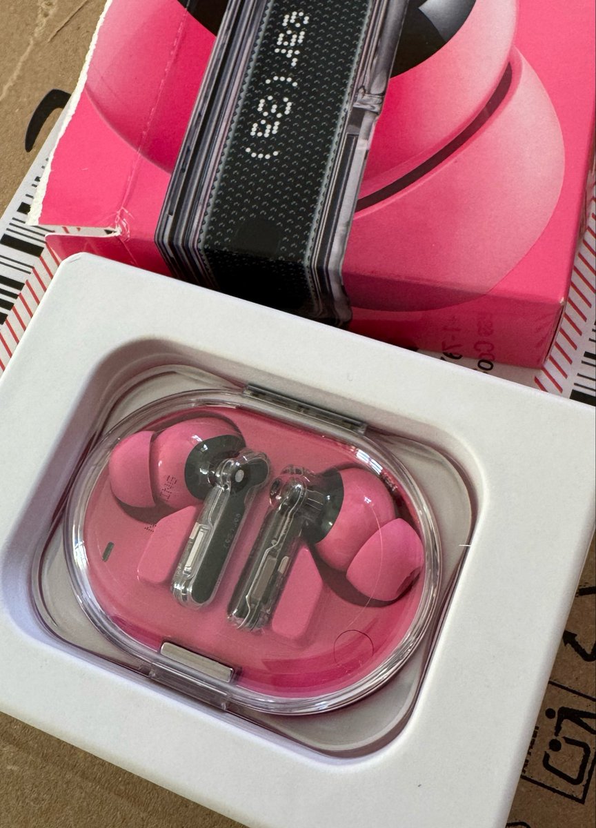fatherhyungs's tweet photo. my honest review of the @nothing 3a earpods i purchased after V was announced as their new global ambassador 

comparing them to the Apple AirPods 4 which were a similar price (~£99) i’d say the nothing ones are better value for money. nothing 3a have ANC + LDAC which my AirPods 4 don’t have so the noise cancellation is obv wayyy better. the sound is great too compared to other earbuds in this price range on the market. the battery life is longer than the AirPods 4. they’re more comfortable than the base AirPods model for me (more similar to the pro range in terms of the silicon tip design) + the design is much cooler imo. downside is that if you have an iPhone they’re obviously not as seamlessly compatible as Apple’s own ecosystem if you rely a lot on those features.

for £99 i think they’re a great choice compared to the other earbuds from western tech giants on the market currently. if you’re looking to try something new i recommend 😘

#TaehyungxNothing
