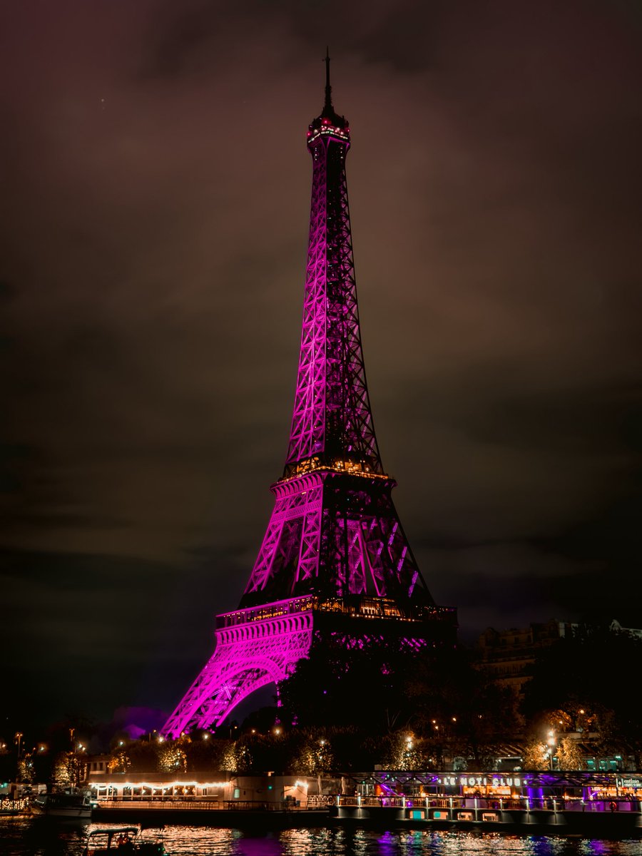 SG_Tygre's tweet photo. Tour Eiffel, Paris 🩷✨📸 https://t.co/0ucNHJpoUL