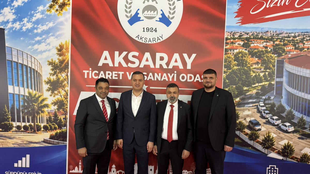 TuranYALDIR's tweet photo. 📍 Aksaray Ticaret ve Sanayi Odası

Aksaray Ticaret ve Sanayi Odası seçimlerinin şehrimize ve iş dünyamıza hayırlı olmasını diliyorum.

Yeniden seçilerek güven tazeleyen Ticaret ve Sanayi Odası Başkanımız Ahmet Koçaş’ı, Meclis Başkanımız Fatih Tekin’i ve yeni dönemde görev alan meclis üyelerini gönülden tebrik ediyor, üstlendikleri bu önemli görevde başarılar diliyorum.

Yeni dönemin; birlik ve beraberlik içerisinde, şehrimizin üretimine, ticaretine, sanayisine ve istihdamına değer katan çalışmalara vesile olmasını temenni ediyorum.

Kazanan Aksaray olsun.

Hayırlı olsun. 🇹🇷
