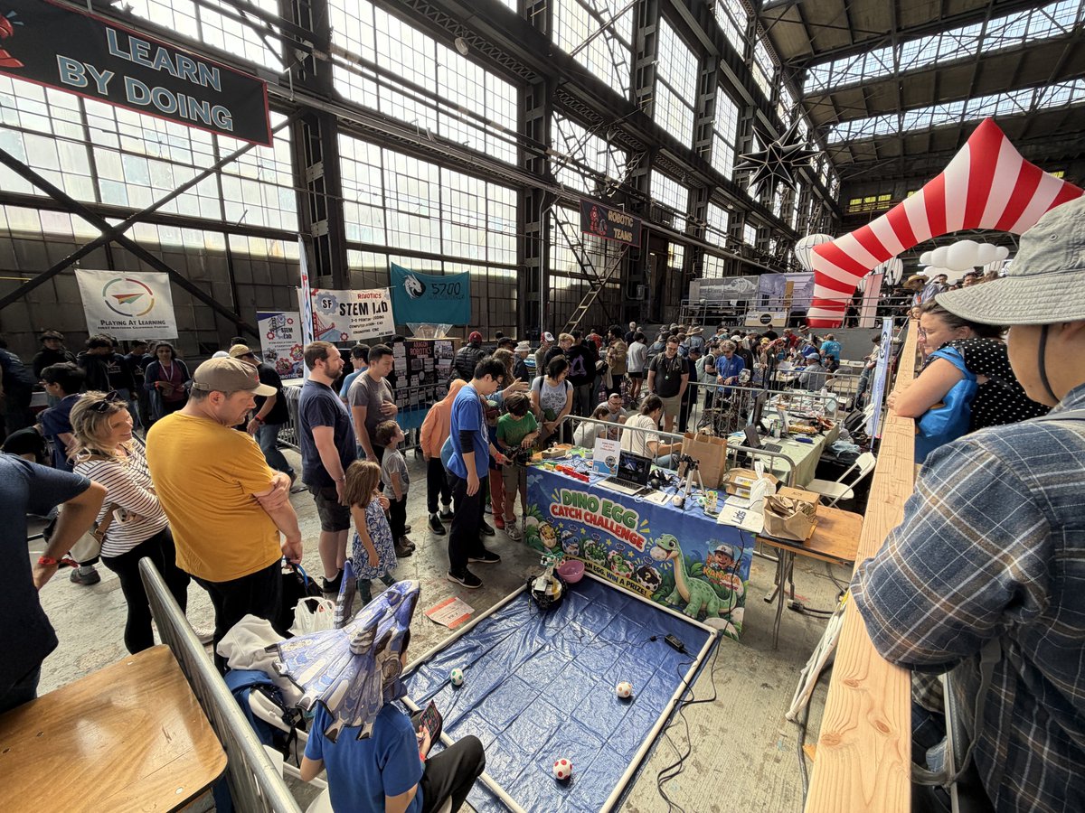 CreatorKanata's tweet photo. 先週末、Maker Faire Bay Areaに出展してきました！ #makerfaire https://t.co/YXchQrY3wi