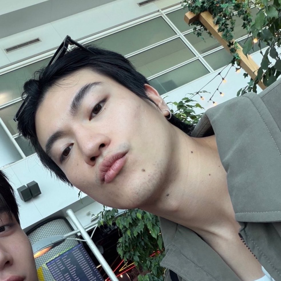 daflsum's tweet photo. ไม่มีใคร
: อู้ด https://t.co/bzMDzPspn6