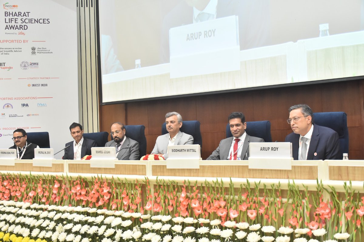 Pharmadept's tweet photo. “To ensure there is adequate capital, there is a role for the government to provide assurance to industry to take risk.  The assurance that the government is there to provide support. For resilience of supply chains, the government and industry have to work together. It cannot be only government talking or industry alone doing; it has to be a joint collaboration.”

- Shri Manoj Joshi, Secretary, Department of Pharmaceuticals, during the session on Life Sciences Manufacturing for Viksit Bharat 2047 at the Bharat Life Sciences Award & Innovation Summit at Vigyan Bhawan, New Delhi

#BharatLifeSciencesAward #ViksitBharat #IndiaLifeSciences #Pharmaceuticals