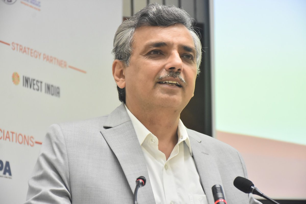 Pharmadept's tweet photo. “To ensure there is adequate capital, there is a role for the government to provide assurance to industry to take risk.  The assurance that the government is there to provide support. For resilience of supply chains, the government and industry have to work together. It cannot be only government talking or industry alone doing; it has to be a joint collaboration.”

- Shri Manoj Joshi, Secretary, Department of Pharmaceuticals, during the session on Life Sciences Manufacturing for Viksit Bharat 2047 at the Bharat Life Sciences Award & Innovation Summit at Vigyan Bhawan, New Delhi

#BharatLifeSciencesAward #ViksitBharat #IndiaLifeSciences #Pharmaceuticals