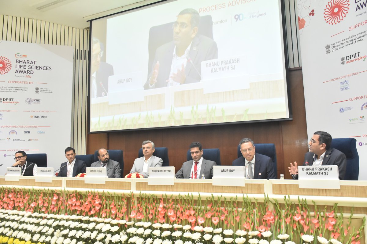 Pharmadept's tweet photo. “To ensure there is adequate capital, there is a role for the government to provide assurance to industry to take risk.  The assurance that the government is there to provide support. For resilience of supply chains, the government and industry have to work together. It cannot be only government talking or industry alone doing; it has to be a joint collaboration.”

- Shri Manoj Joshi, Secretary, Department of Pharmaceuticals, during the session on Life Sciences Manufacturing for Viksit Bharat 2047 at the Bharat Life Sciences Award & Innovation Summit at Vigyan Bhawan, New Delhi

#BharatLifeSciencesAward #ViksitBharat #IndiaLifeSciences #Pharmaceuticals