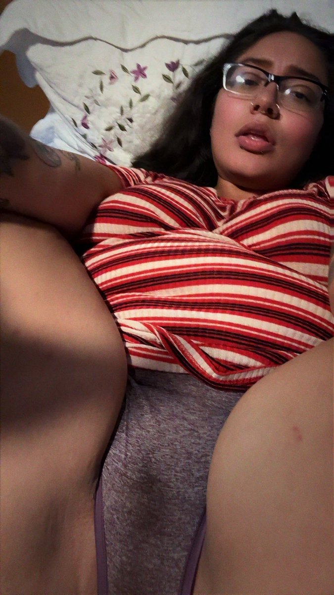 rfoxxen's tweet photo. Can you tell I got horny while I was on live? Who wants to buy these panties? https://t.co/CANeHap3Cq