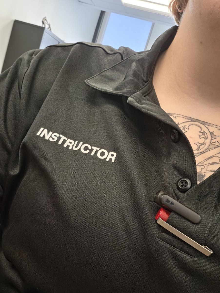 shimaskr_ik's tweet photo. Only good part of special duties at work is getting to show off my latest tattoo
#thatsIT https://t.co/lGidR42EVz