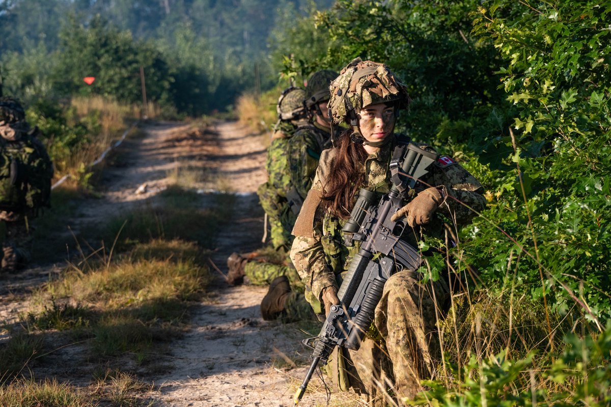 CanadianArmy's tweet photo. This month, we celebrate the women of the CA, past and present, whose service, leadership and perseverance continue to strengthen our Army and inspire generations who will follow in their footsteps. https://t.co/NJn2iSjFIV