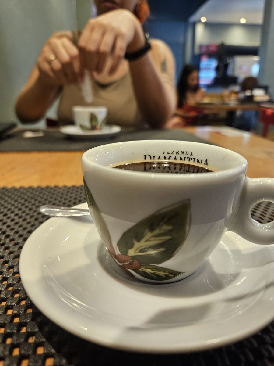 IgorAlexanndre's tweet photo. Pausa para o café ☕️ https://t.co/UpkDdRQGur