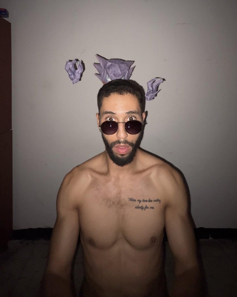 mitchelgomemez's tweet photo. Spooky season is here! 🎃👻😈 https://t.co/ufF2NZRouK