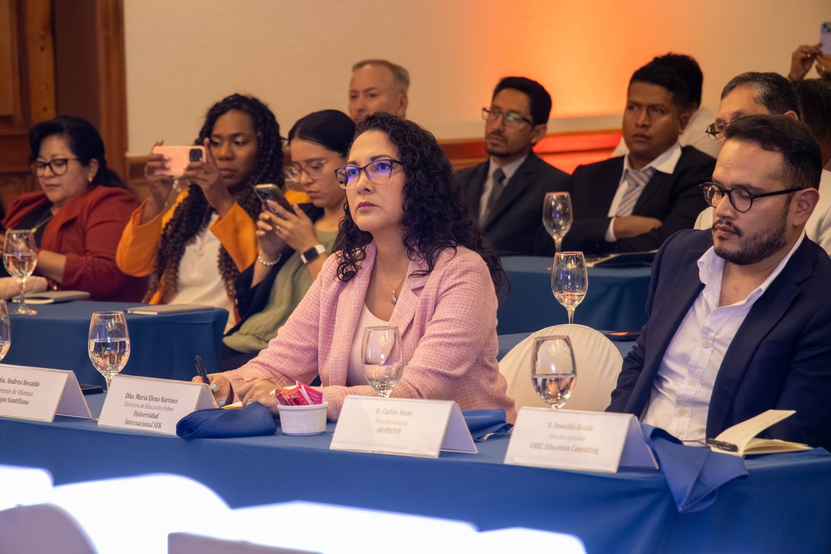 UISEK's tweet photo. Educación con Propósito: Impulsando la Empleabilidad reunió a autoridades, instituciones educativas, expertos y líderes empresariales para analizar los desafíos de la educación frente a las nuevas dinámicas del mercado laboral.🤝 https://t.co/hHBgNUTejW
