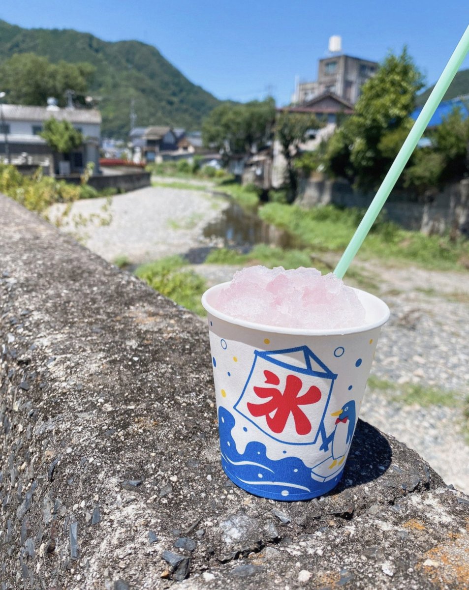 MatthewWest2011's tweet photo. 花金でしたが仕事に追われ
ネイルも遅れて
ラジオトークも遅れました😭
ごめんなさい〜
たった２日なのに濃すぎた…
今週もお疲れ様でした❤️ https://t.co/nG4jGsL3qL