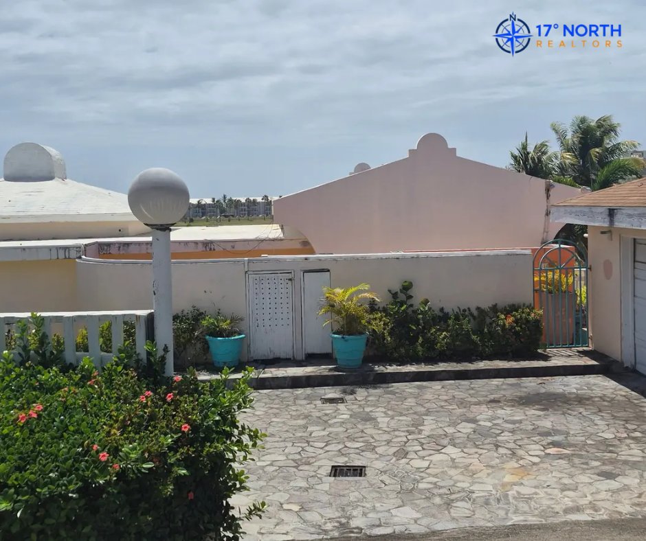 17_DegreesNorth's tweet photo. Foreclosure Auction 🏠
Price: US$866,750.99
Auction: Oct 29, 2026  
Details: https://t.co/DM3vV2Nr0O
Register: 869-669-0214  
#stkittsnevisrealestate #islandliving #dreamhome https://t.co/FCLEkNBSt3