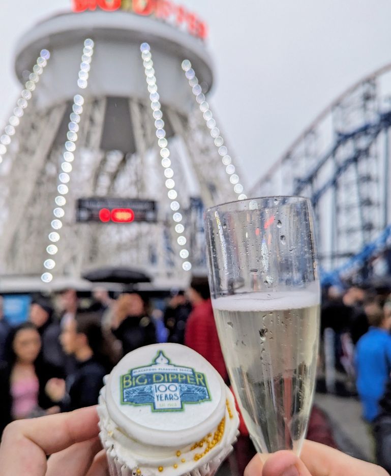 AutoRideCount's tweet photo. #ThrowbackThursday to Big Dipper's 100th birthday! https://t.co/TJnomtkYf2