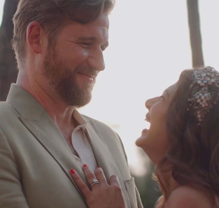 OyyeHoyyeBasket's tweet photo. so so so gorgeous and happy in love ❤️ https://t.co/9WBHABSSFf