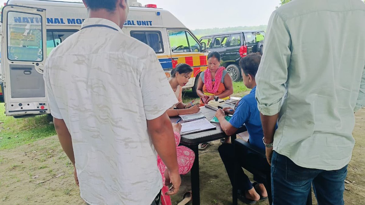 NHMSonitpur's tweet photo. Bringing Healthcare Closer to the Community at Bogapani gaon under Bihaguri BPHC by MMU team

The camp provided general health check-ups, health screening, medical consultations, necessary treatment, and health education. 
@MoHFW_INDIA @nhm_assam @TheAshokSinghal @DCSonitpur https://t.co/ofvfsa8X9i