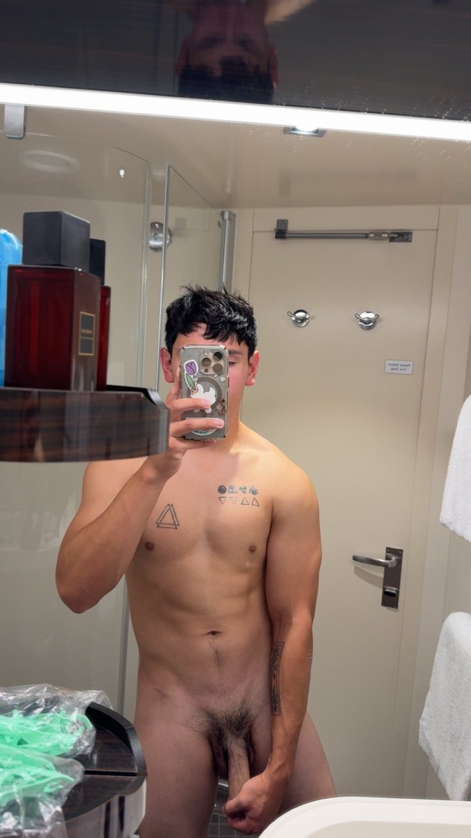 xSamuelAndrews's tweet photo. I don’t gaf anymore https://t.co/fLWr5uXcYi