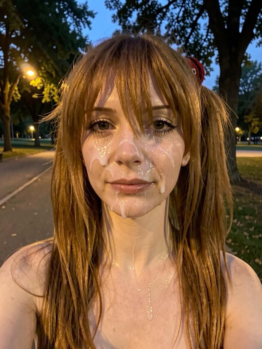 Frinkkzag's tweet photo. I get bored easily so I like to use hot woman  to pass the time. 

In line with a huge bubble but in front of me? Bust on her ass

Big tittied jogger passes by? Bust on her tits

Cute girl just checking her phone, bust on her face

One snap and they forget all about it https://t.co/nH2EZ7ulEM