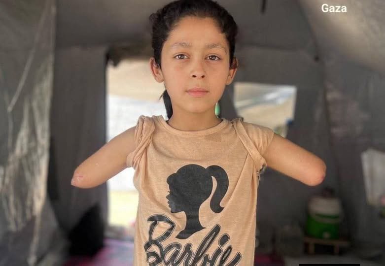 Ashleyx788's tweet photo. Raise your voice for children of Palestine.

If you’re scrolling, PLEASE leave a dot. https://t.co/kNOuRNbiRZ