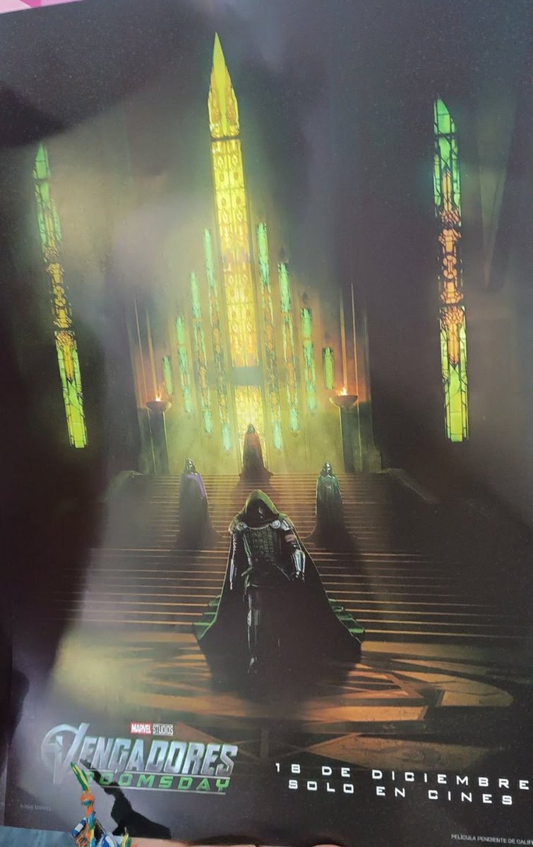dgknstudio's tweet photo. 🚨SON DAKİKA:

'AVENGERS: DOOMSDAY' için 3 Latverialı Cadı'yı içeren Yeni Bir Poster, Comic Co Malaga'da sergilendi.

Cadılar; 

Mor: Clea 
Kırmızı: Scarlet witch 
Yeşil: Sylvie 
#AvengersDoomsday� #Marvel https://t.co/WgZboCVteK