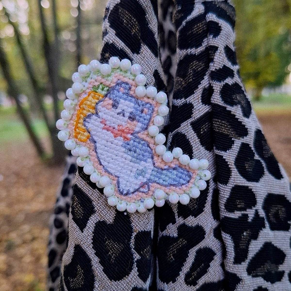 fawimint's tweet photo. 🌸 я собрала свои силы в кулак и готова предложить вам этих маленьких бездомных котяток
🌸цена значка 500р (она может колебаться в зависимости от города, в который предстоит доставить)
🌸если вдруг вы в Домодедово, могу передать коробочку с котёнком и всякими мелочами лично https://t.co/CY6p8zi6K8